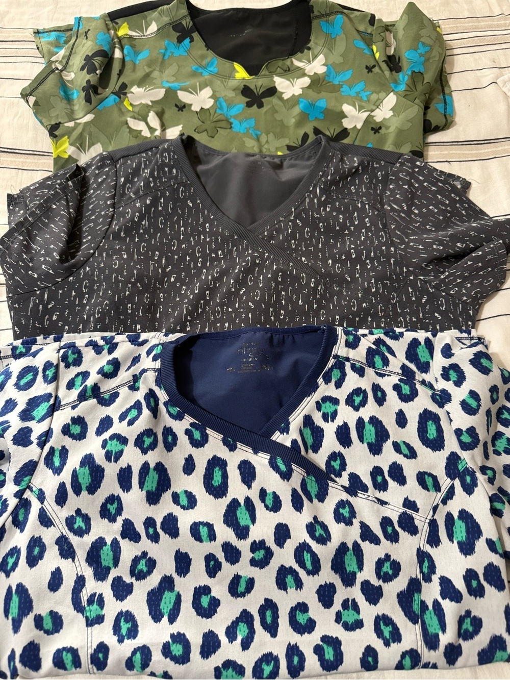 Cherokee Infinity Scrub Tops